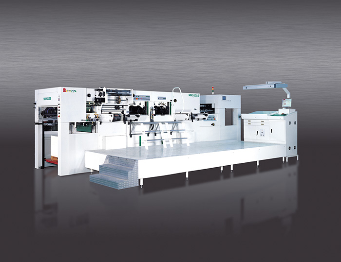 MK 920SS双机组烫金机
技术描述：双机组整机设计技术
双机组专利技术，一次走纸完成多次烫金，成为烟包经典。